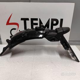 Parafango posteriore interno più porta targa XSR70