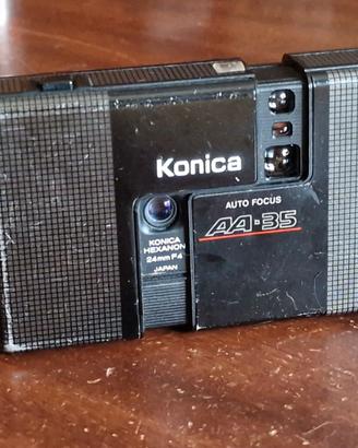 Konica AA-35 mezzo formato