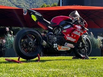 Ducati Panigale v4 pronto Pista
