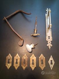 Ricambi per porte d'epoca 