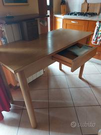 tavolo in legno