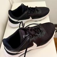 Scarpe da ginnastica Nike Legend Essential 2 nere