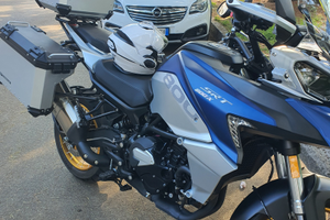 QJ SRT 800 X/Benelli TRK 800 X