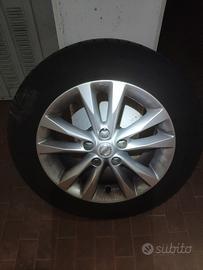 Nissan Juke cerchi originali da R16 