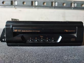 国内初の直営店 Nakamichi CDC-111 Changer Mobile Nakamichi CD CD