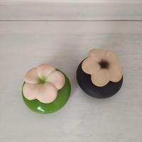 Due diffusori Millefiori Milano verde e nero