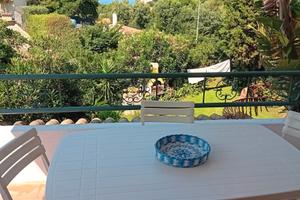 Torre dei Corsari casa con giardino dal 14 ottobre