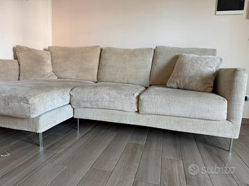 Divano angolare moderno beige