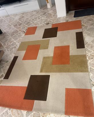 Tappeto friese moderno