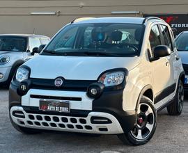 Fiat Panda 1.0 FireFly S&S Hybrid City CROSS UCONN
