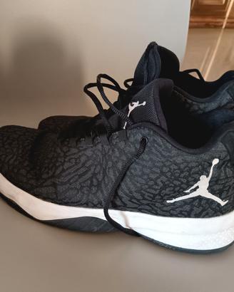 Scarpe Jordan uomo taglia 46