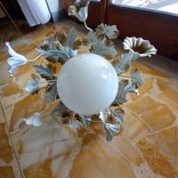 Lampadario in ferro battuto