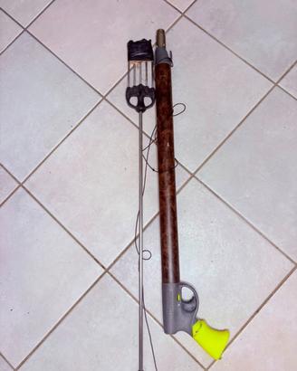 Pesca subacquea Cressi ad aria compressa con pompa