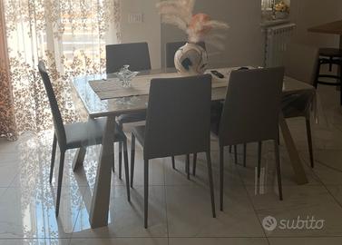 tavolo in vetro