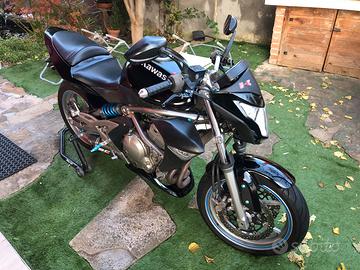 Kawasaki ER 6 N depotenziata per neopatentati