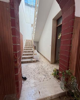 Casa indipendente con giardinetto