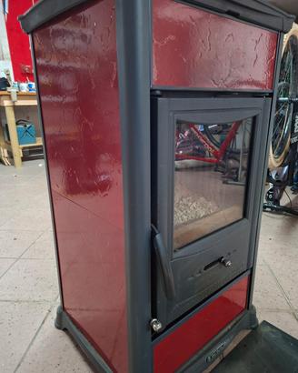 Stufa a legna Dal Zotto modello Carlotta 