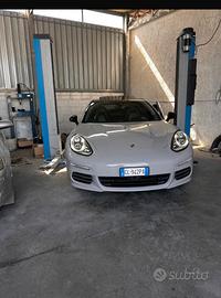 PORSCHE Panamera 3.0 4S