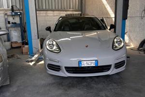 PORSCHE Panamera 3.0 4S