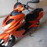 Yamaha Aerox 50 -