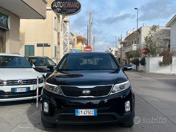 Kia Sorento 2.0 CRDI tetto panoramico e Gancio Tra