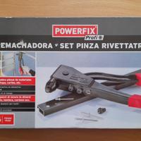Rivettatrice Powerfix con set rivetti e punte