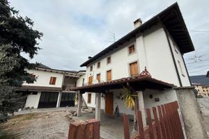 Casale indipendente a Torreano
