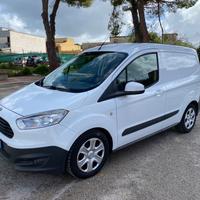 Ford Tourneo Courier 1.5 TDCI 75 CV Plus