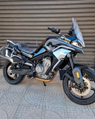 CFMOTO 800MT Sport ABS TFT -- Motor's Passion --