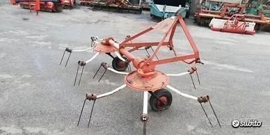 girello per fieno a due giranti larghezza 1,60m