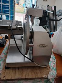 affettatrice elettrica professionale Swedlinghaus