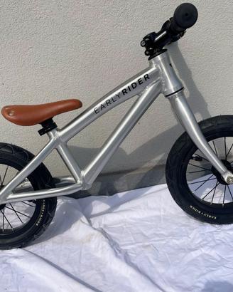 Bici senza pedali iconica Early Rider per bambini