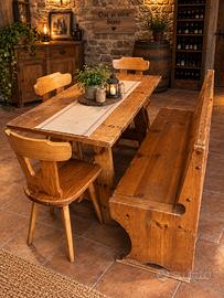 Tavolo taverna
