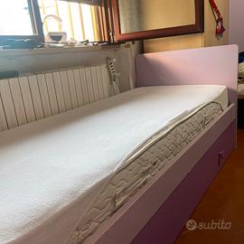 Letto a castello con materassi , con cassetoni