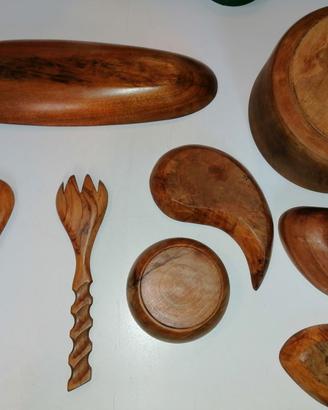8 Pz in legno antico  ciotola ecc afffare