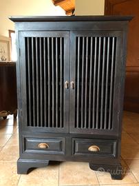 Mobile multiuso Balinese