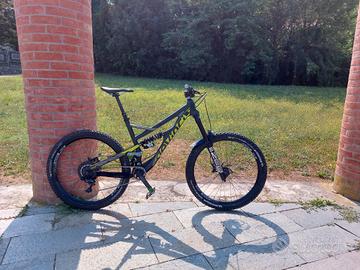devinci spartan 27.5 taglia L carbon