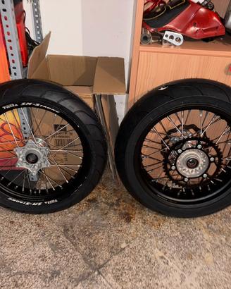 Cerchi motard 17”