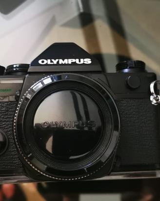 OLYMPUS OM-2S Program + 50/1.8