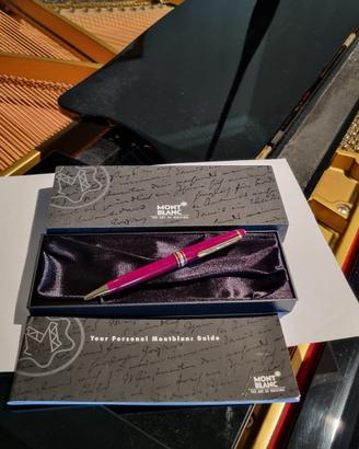 Penna Montblanc bordeaux con scatola, da 500 a 225