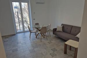 Luminoso appartamento ristrutturato - Via Mazzin