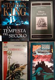 Bundle 4 libri maestri horror King, Lovecraft ecc.