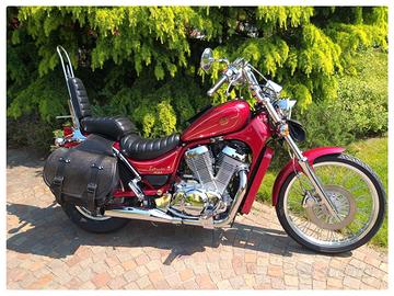 SUZUKI INTRUDER - Iscritta ASI