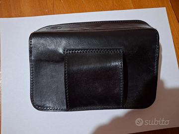 Porta cellulare in pelle con passante