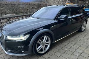 Audi A6 allroad 3.0 TDI 218 CV S tronic Business P