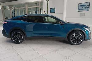 Peugeot 408 Plug-in Hybrid 225 e-EAT8 GT