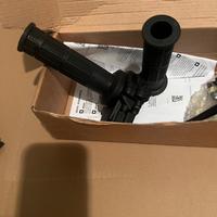 Manopole  originali Ducati Multistrada V4 S