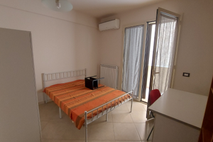 Stanze singole o intero appartamento