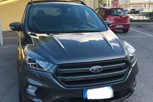 Ford Kuga St line 1,5 tdci