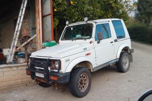 Suzuki Samurai Santana SJ413